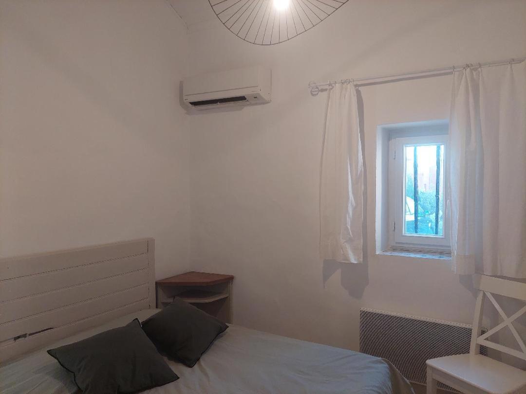 Villa Le Petit Mas Des Alpilles En Provence à Saint-Étienne-du-Grès Extérieur photo